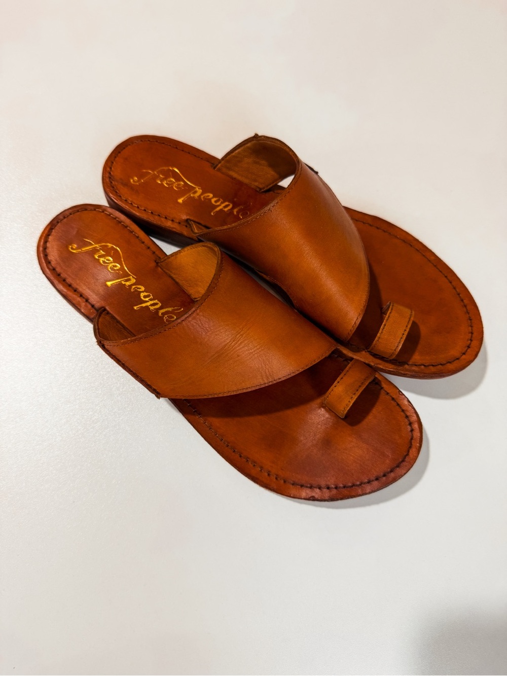 Free People Sant Antoni Leather Toe Loop Slides Cognac 39.5 / 9